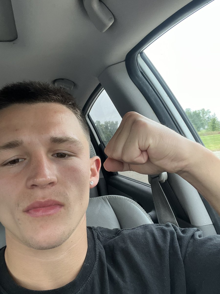Oink for me pigs

OnlyFans.com/mastercoltonjr