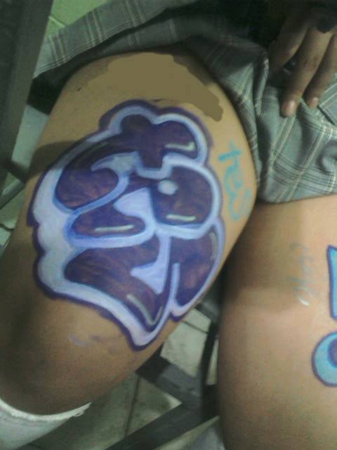 a quien manocearon asi?