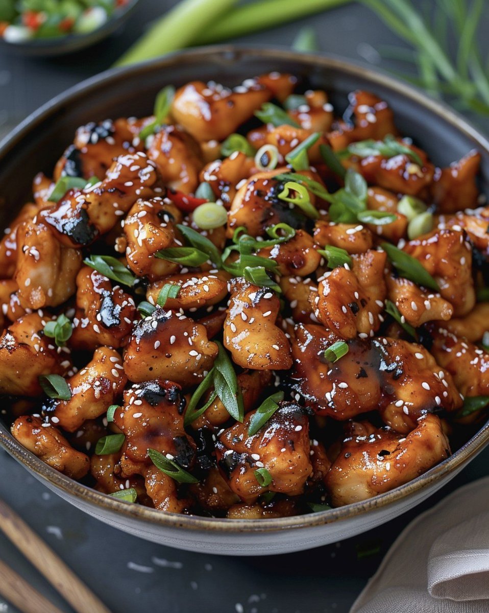 Asian-Style Crispy Garlic Chicken

Ingredients:

For the Chicken:

1 lb boneless, skinless chicken thighs, cut into bite-sized pieces
1/2 cup cornstarch
1/2 cup all-purpose flour
1 teaspoon baking powder
1 teaspoon salt
1/2 teaspoon black pepper
1/2 teaspoon garlic powder
1/2