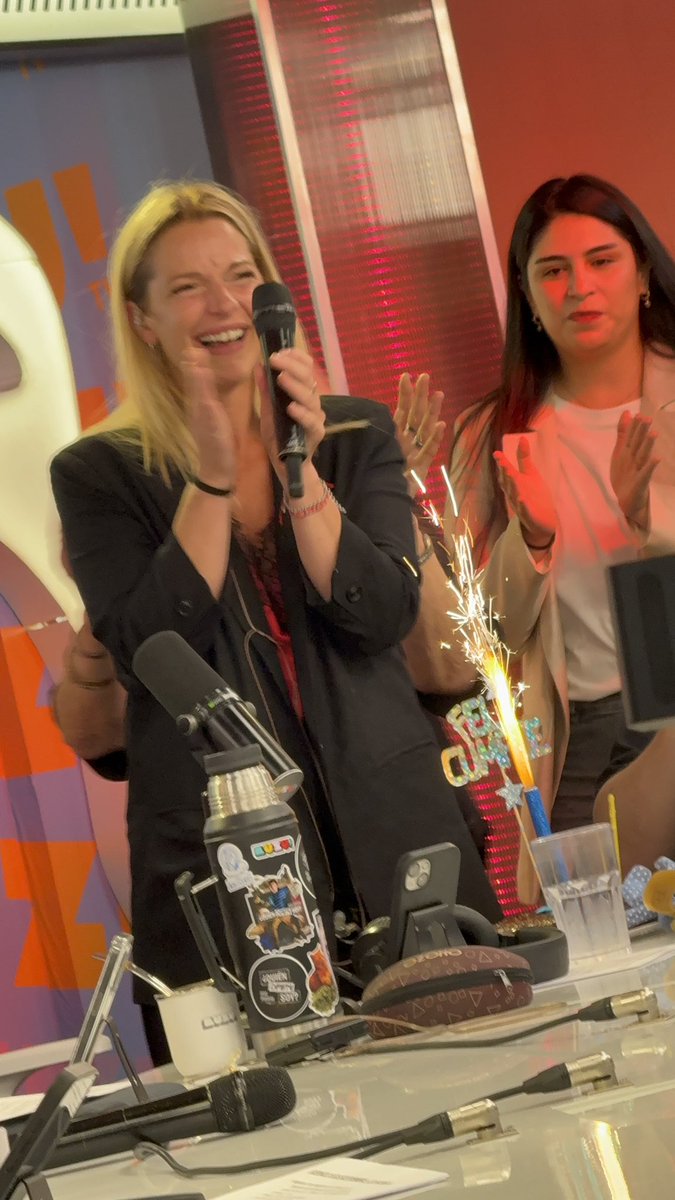 lo feliz que estaba me maté