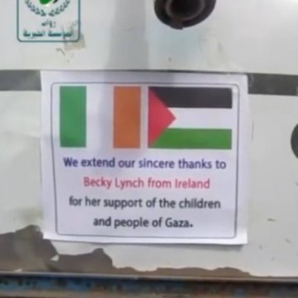 jacksonhinklle's tweet image. WWE star Becky Lynch is a vocal supporter of Palestine:   

• Donated over $35,000 to families in need in Gaza 
• Sponsors 3 refugee camps in Gaza
• Wore the colors of Palestine on TV
