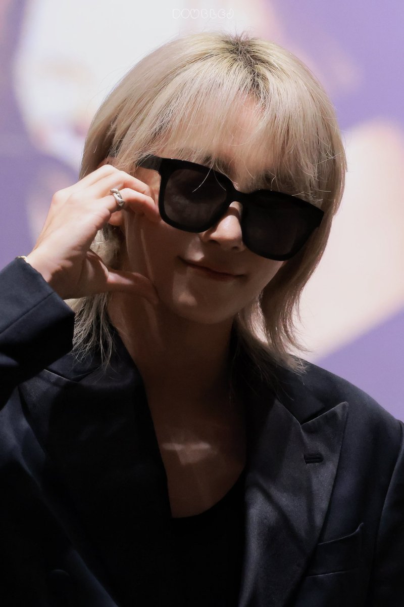 Double.J tweet media