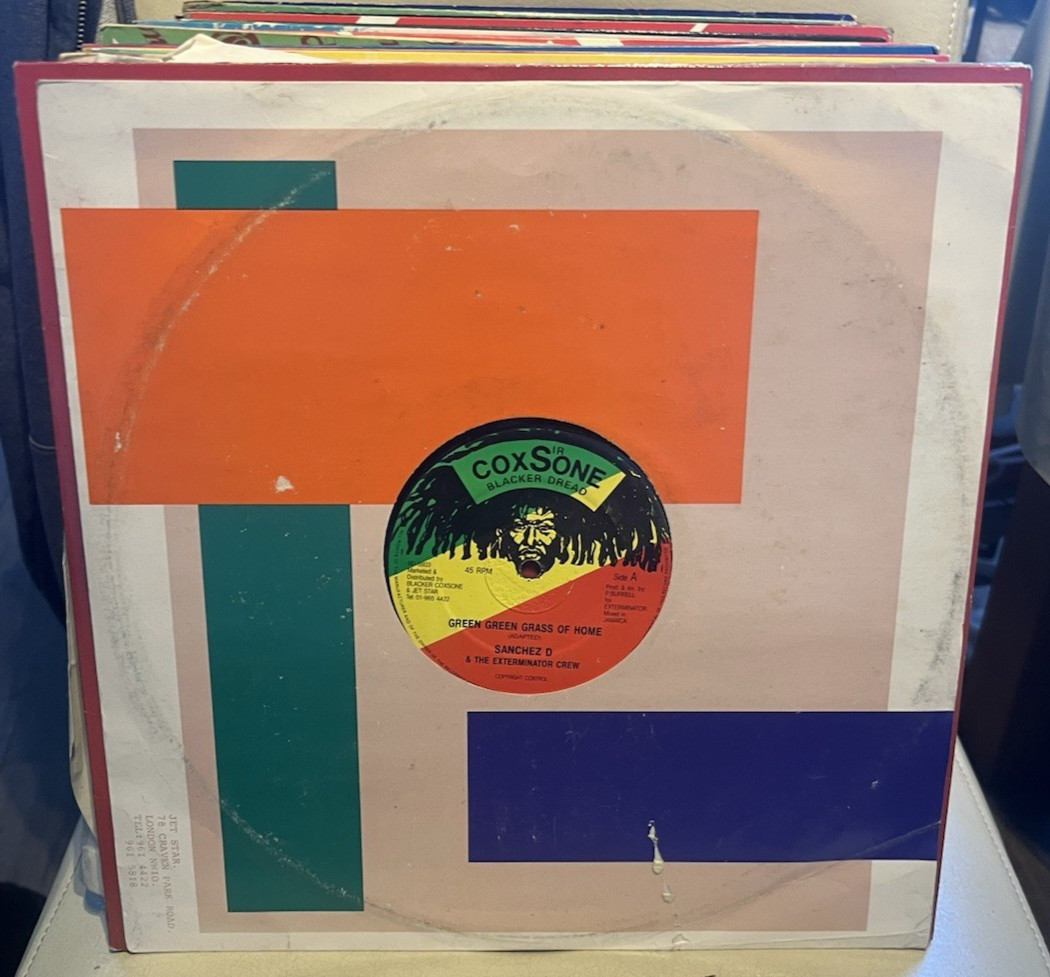 LPEnthusiasts's tweet photo. Joblot 100+ 12" Vinyl Reggae. ROOTS / LOVERS / DANCE / DUB Ect. SUPERB LOT

Ends Sun 21st Sep @ 8:00pm

https://t.co/NQTh5XKS1C

#ad #reggaerecords #vinylcollector #vinylrecords https://t.co/bCvBJ4BUye