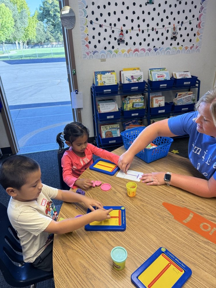 JulieCroy11's tweet image. TK students learning together in small collaborative groups and circle time. #lvpride #weareBUSD