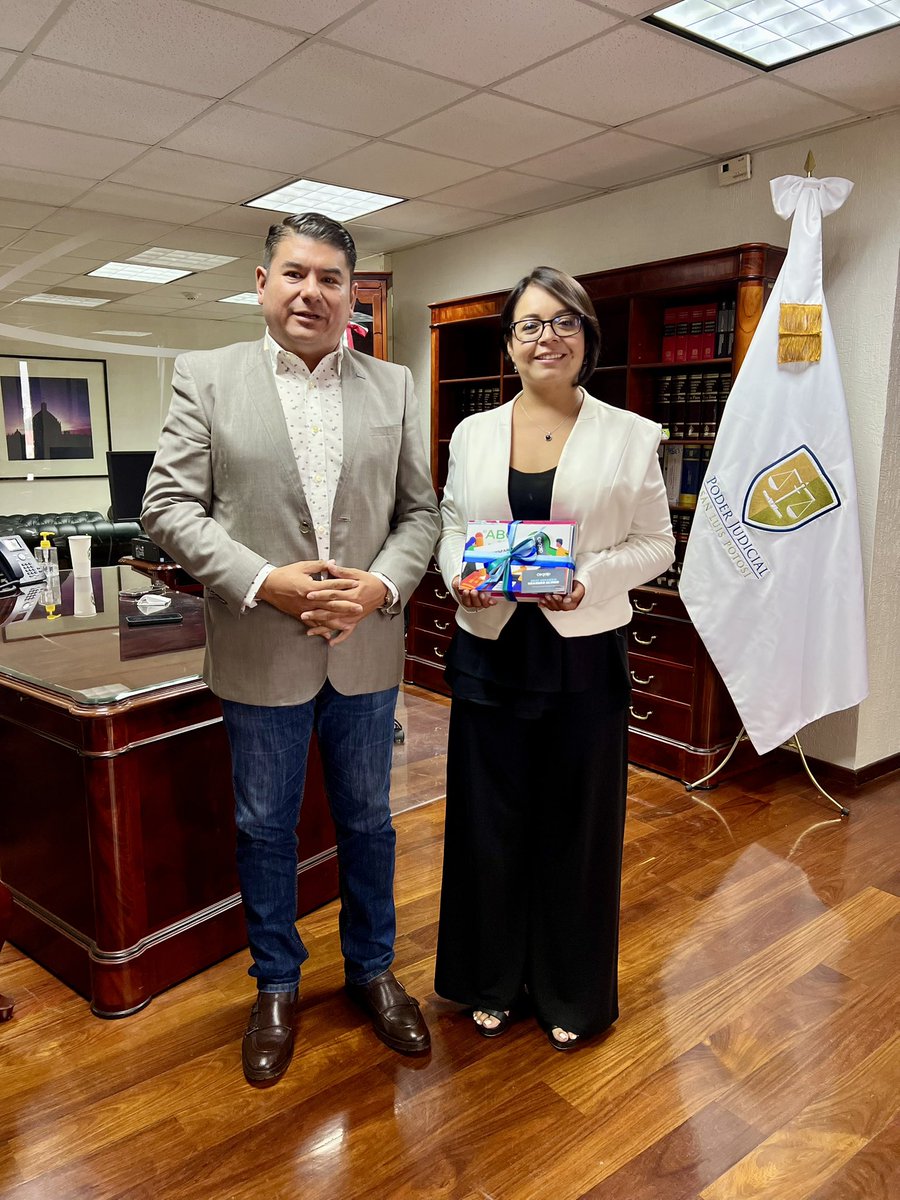 🤝 El Comisionado Presidente de la #CEGAIP, José Gerardo Navarro Alviso, se reunió con la Magistrada Presidenta del STJE, Lourdes Anahí Zarazúa Martínez para revisar acciones conjuntas en acceso a la información y protección de datos personales.

#Transparencia #ProtecciónDeDatos