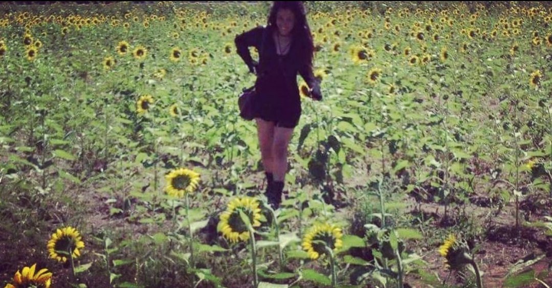 " THERE ARE NO BEAUTIFUL SURFACES WITHOUT A TERRIBLE DEPTH "