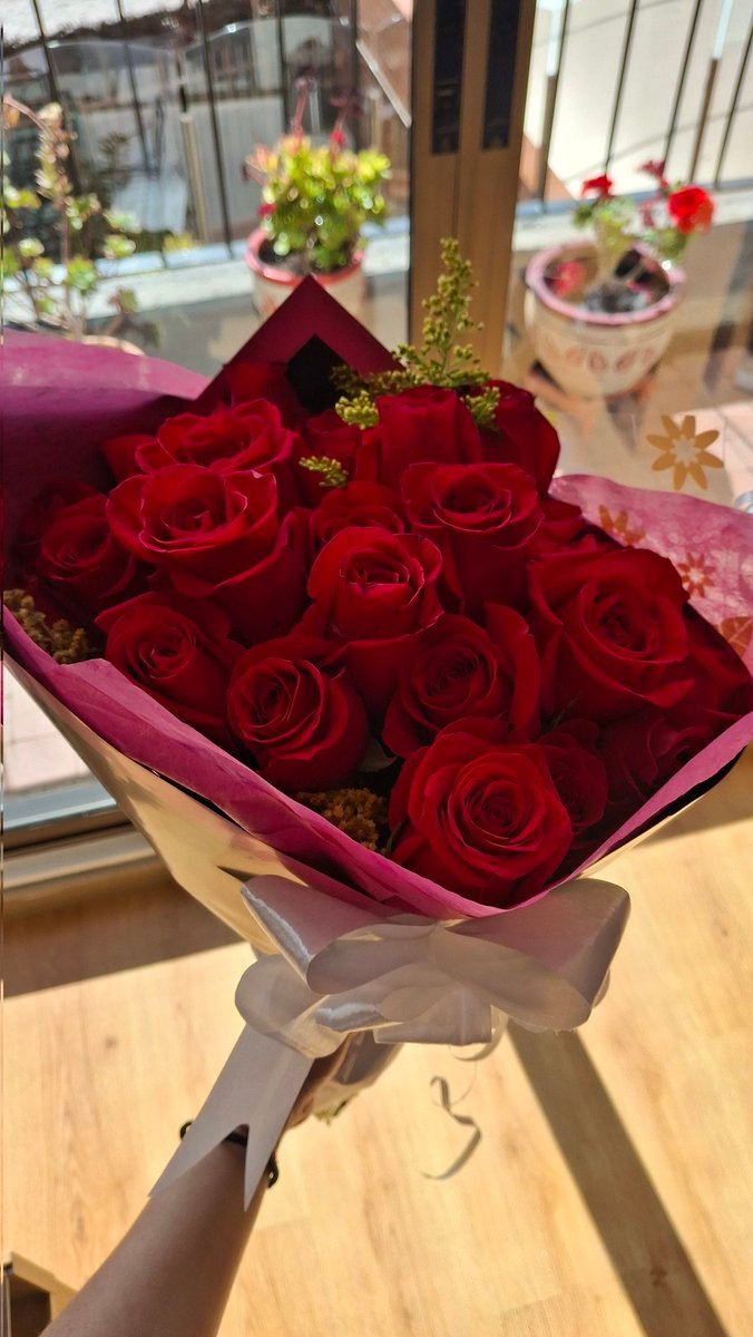 La fortuna que es sentirse tan amada por alguien, definitivamente mi novio me hace la vida muy feliz.😭😍❤️