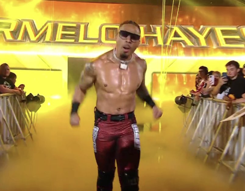 brandnewdrip's tweet image. carmelo hayes is so long overdue for a us title run :(( #SmackDown