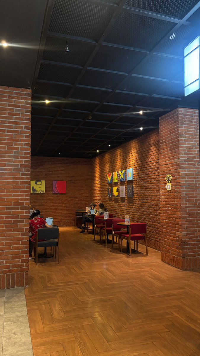 Dear Inseo 💙
Inseo Zone is open for everyone! So don’t worry if you didn’t get a ticket—you can still join us! ✨

📍 Lokasi / Venue: CGV FX
🕐 Waktu / Time: 13.00 – 17.00 WIB

Sampai jumpa di sana, ya! 💙
See you there, Inseo! 💙