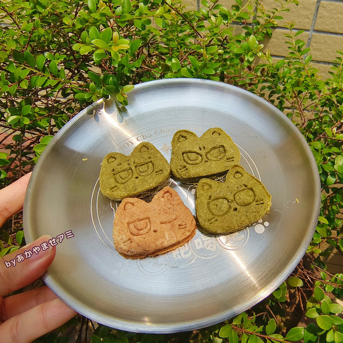 akym_seami's tweet photo. 攘夷四天王同人ビスケット🍪
#坂田銀時 #桂小太郎 #高杉晋助 #坂本辰馬 https://t.co/tmG5lBihNA