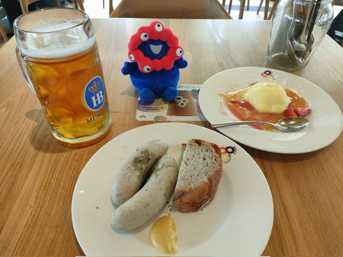 今日の目的！
10時入場だが少しの並びで入れた
ラッキーそして美味い。
サーキュラー持ってくれば良かった💦今日のお供はこのミャクミャク
#大阪・関西万博