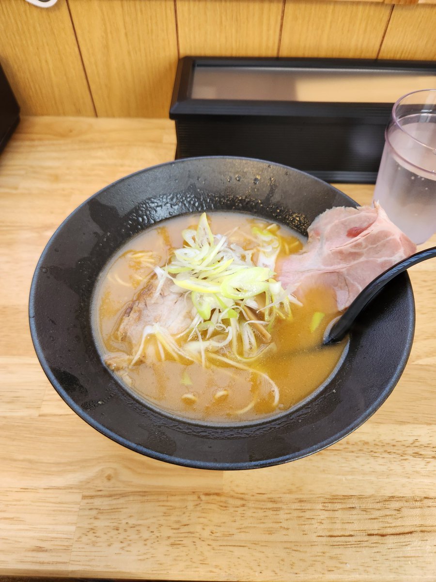 太麺 いらっしゃいませ⭐️食品の店おおた久米川店です♪日配コーナー