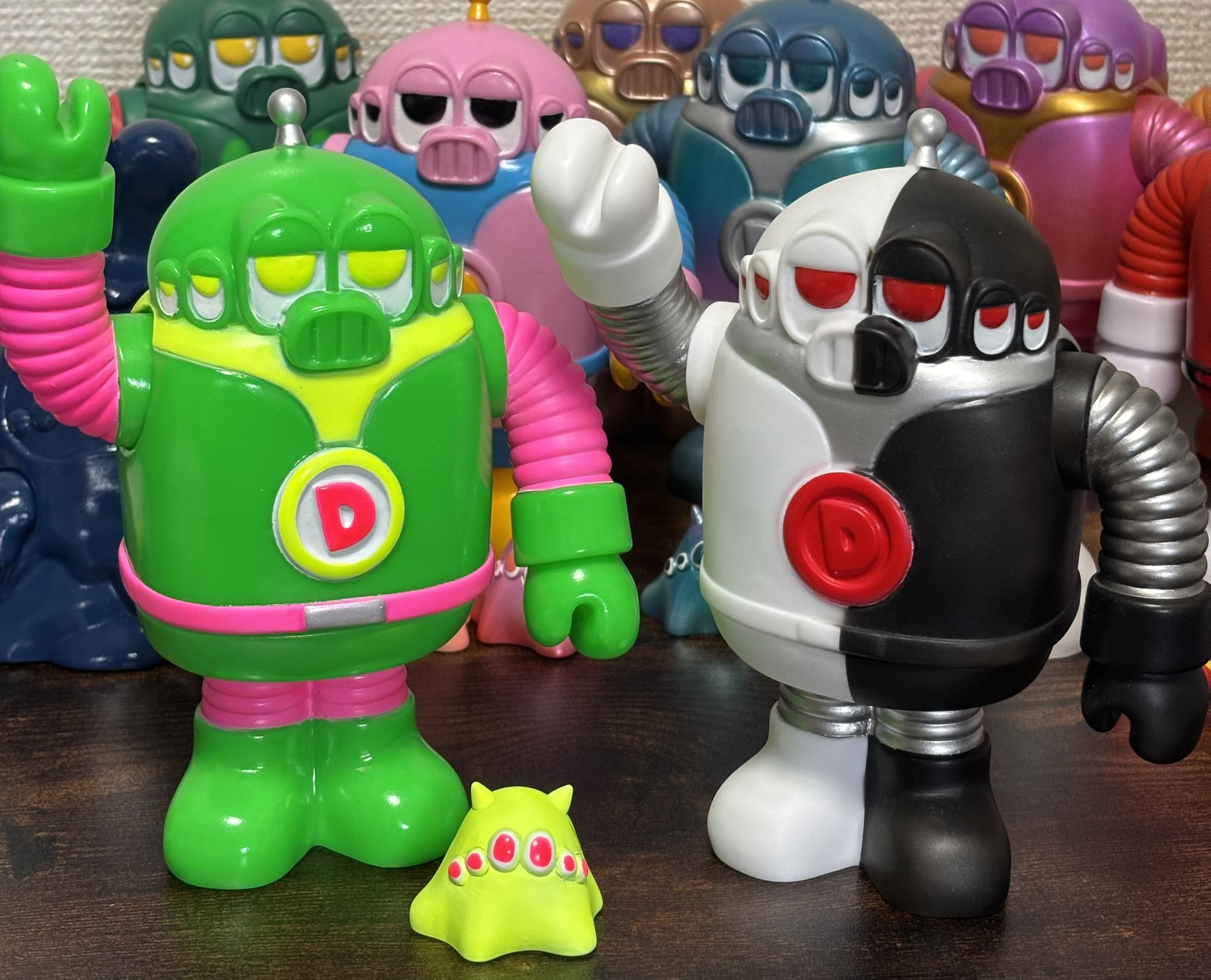MOGWORK'S ディクター　ソフビ　レトロゲームカラー　デザフェス限定 MOGWORK'S ディクター ソフビ レトロゲームカラー デザフェス