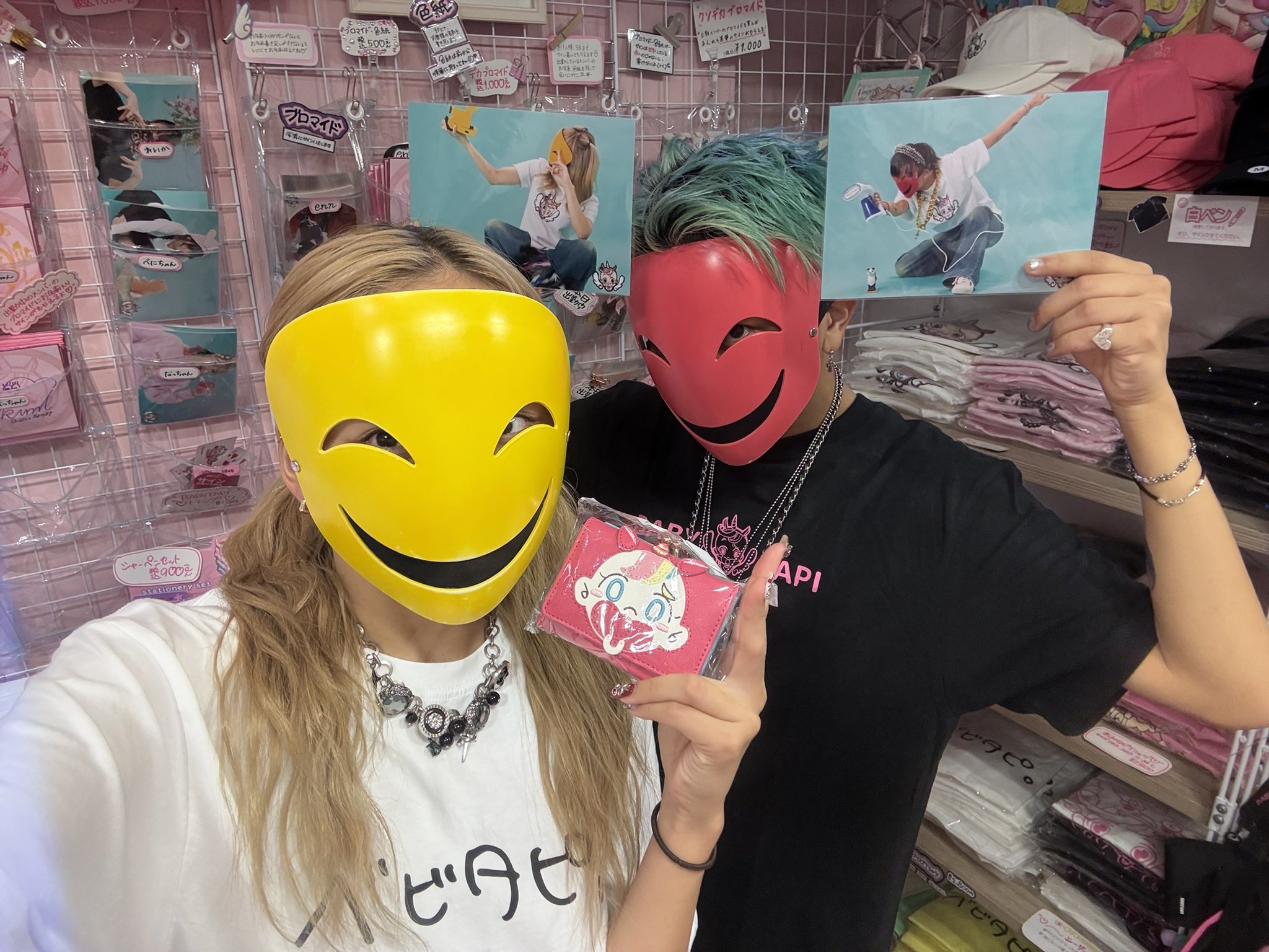 イソメン倶楽部 PINK様 守護キー 生写真 イソメン倶楽部】PINK様👽🩷 (@isomen_pink) / X