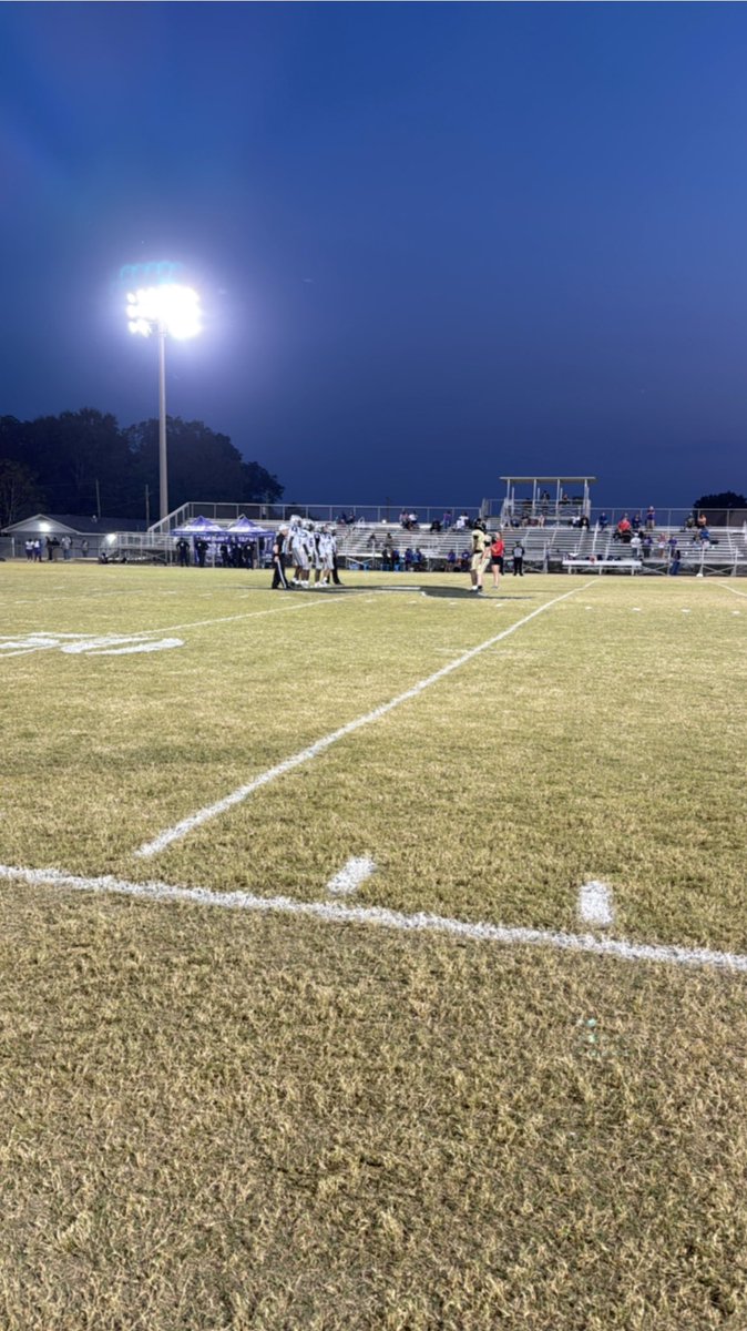 🏈 Halftime 

Ashford 34
Pike County 7

#EncoreSportsMedicine 
#EncoreRehab