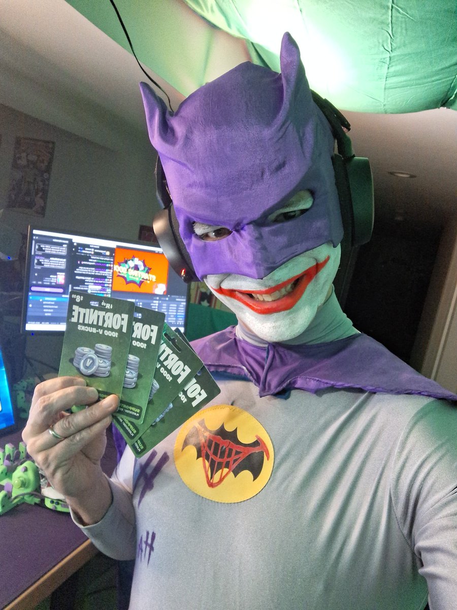 Fortnite
Vbucks
Giveaways
Joker Bats 66
Cosplay
Twitch
Right now
Link in Bio
LFG