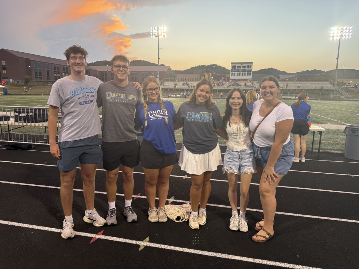 BHS Choir (@wcsbhsnp) on Twitter photo Happy homecoming! Happy homecoming!