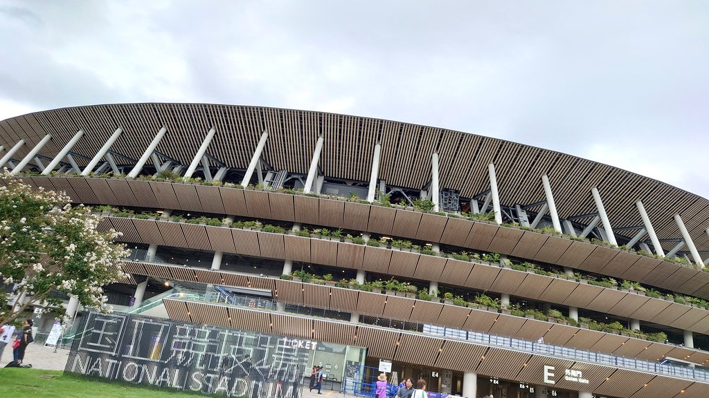 初めて来た！実物凄い！