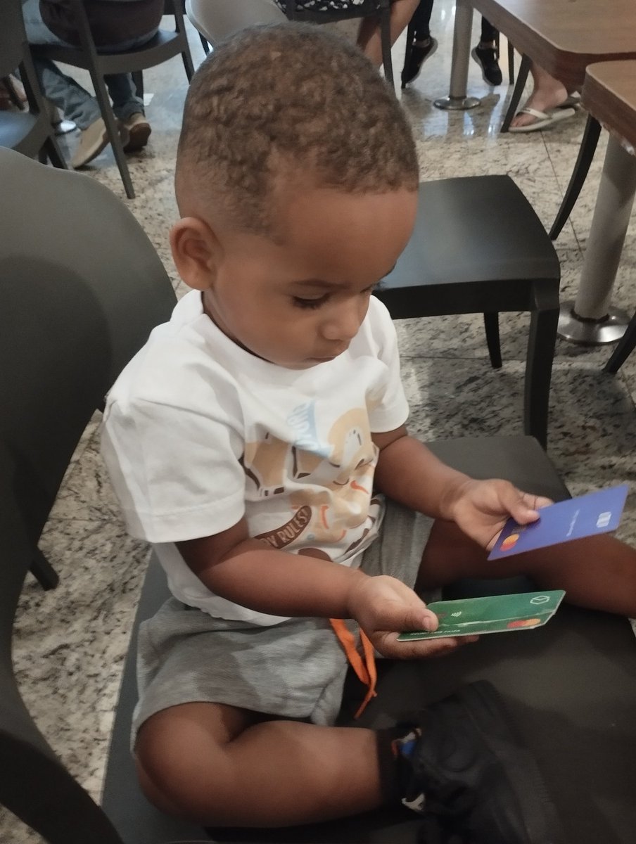Dj_Fiuza's tweet photo. Tô com o chefe hj, ele vai paga tudo 🤩🤗❤️❤️
#MeuXerox #filho https://t.co/s24ptX19ww