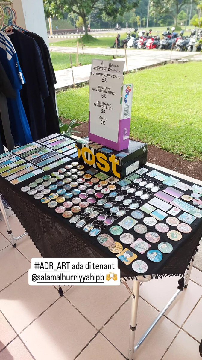 Anisa_dr21's tweet photo. #ADR_ART join tenant di event Salam Al-Hurriyyah IPB🙌 https://t.co/dkT3hxybrO