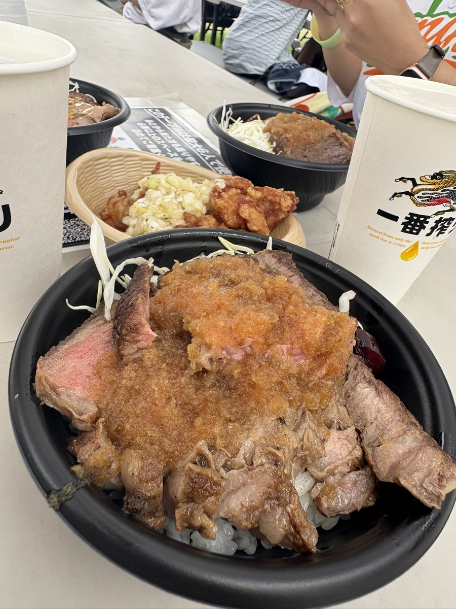 msysumika's tweet photo. アルコールと肉 https://t.co/f7RZ7GuaIn