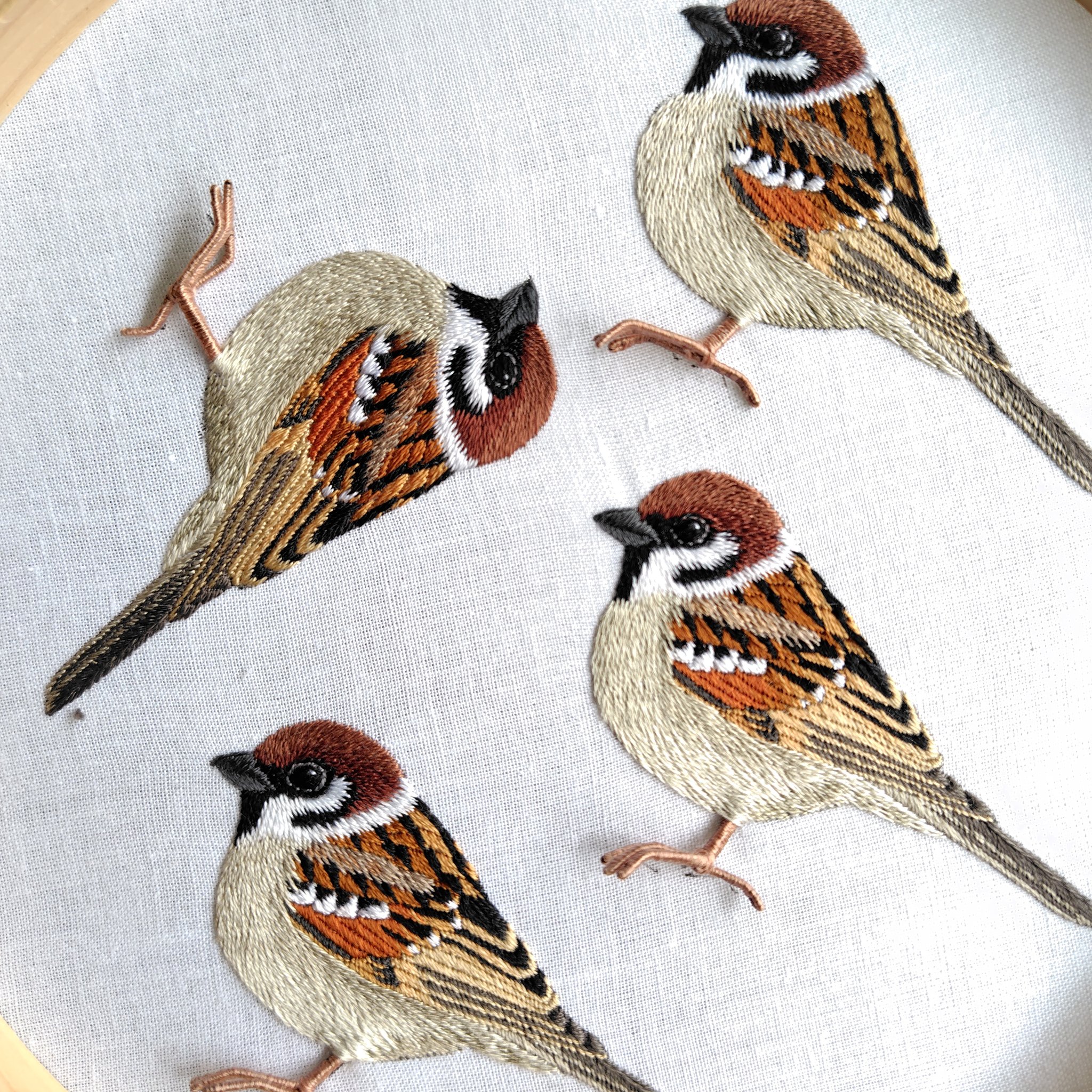 * vintage picture ❀ かわいい２羽のスワン * 刺しゅう絵 スワン」のアイデア 10 件 | 白鳥 イラスト, イラスト 動物