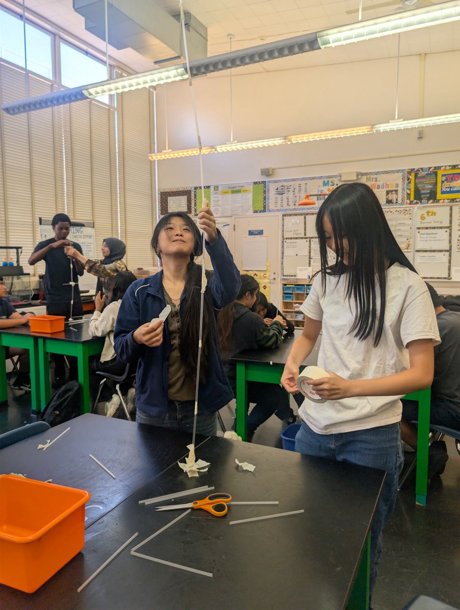 shobica_wadhwa's tweet image. During the #FunFridayChallenge, students showcase their competitive spirit by creating the tallest standing tower using 20 straws and tape.@mannmiddleSD