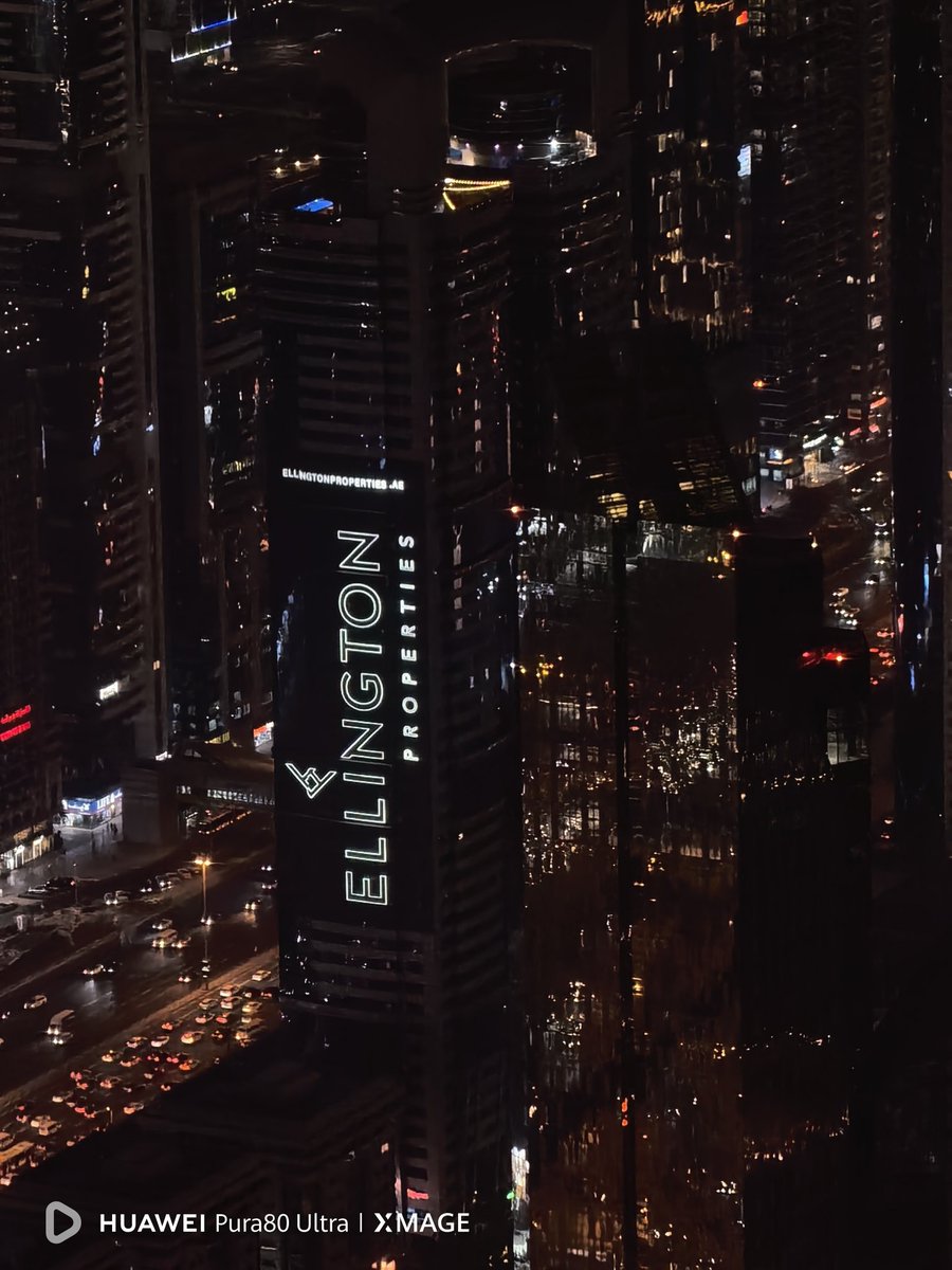 tuticorian's tweet photo. #Max_Trips
#BurjKhalifa
#AtTheTop
#Max_Clicks
#ShotonHuawei https://t.co/e7JGagJBXk
