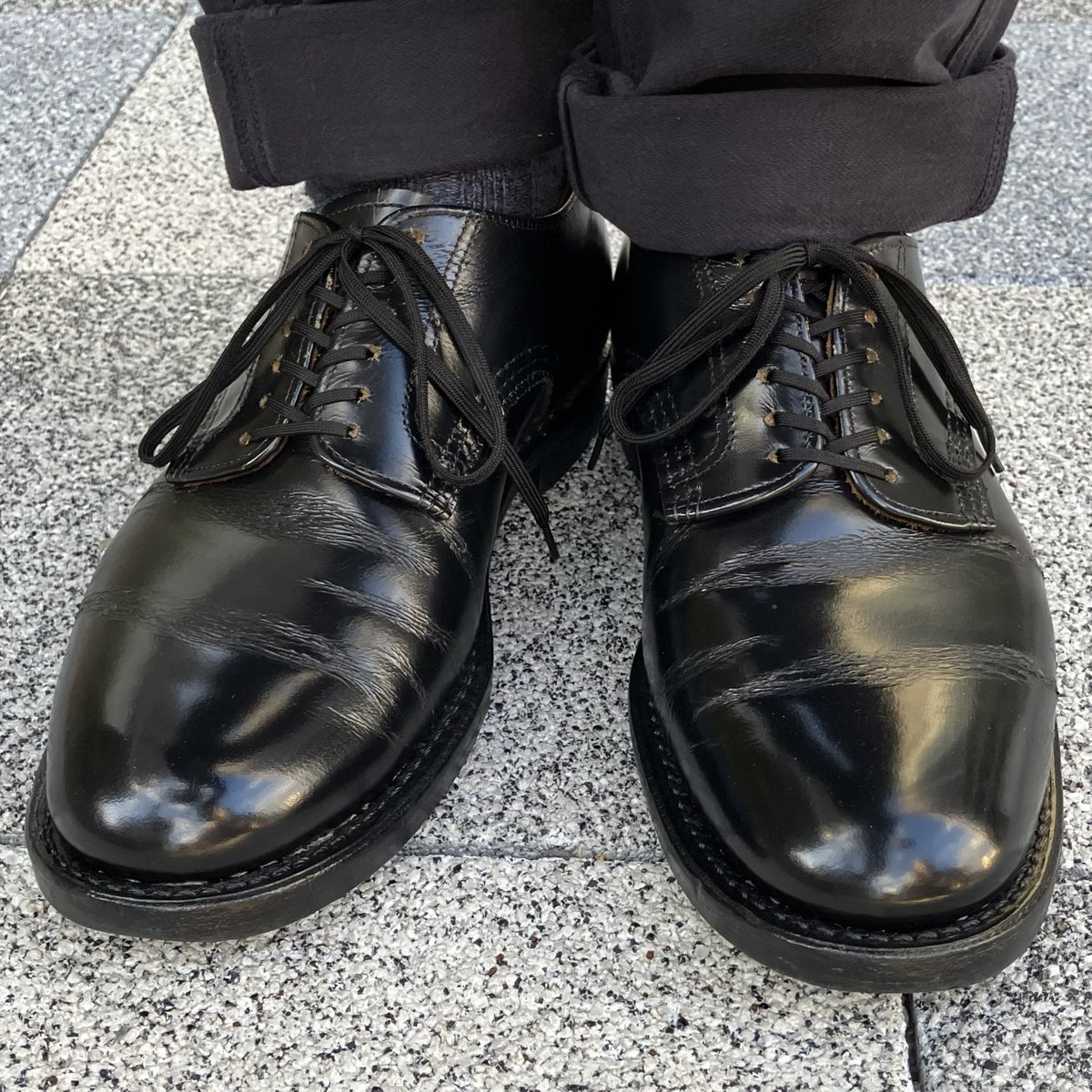 コムドットやまと着用類似　SAINT LAURENT ブラックレザーブーツ 限定版レザーブーツ - ブラック | ZARA Japan / 日本