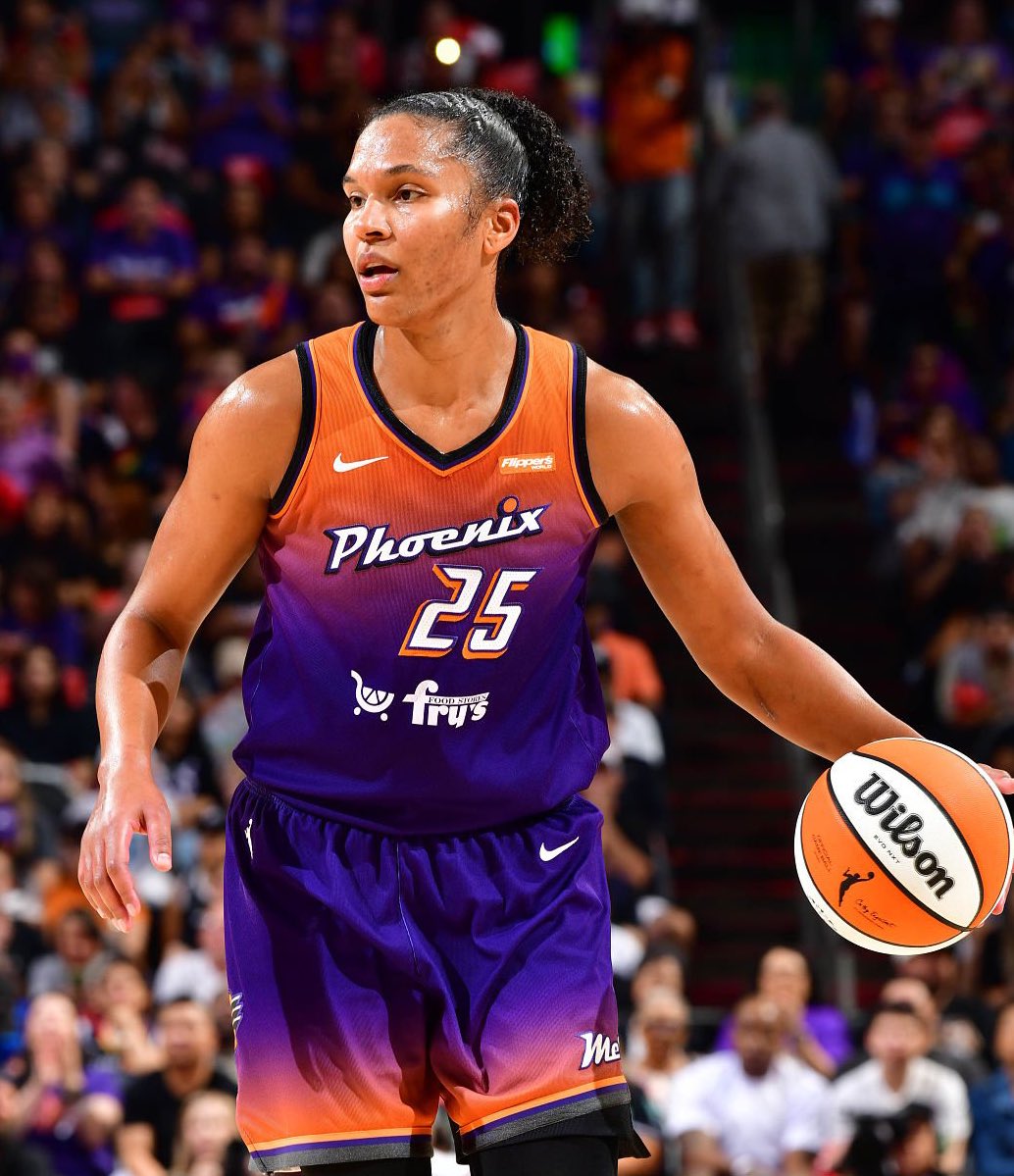 ALYSSA THOMAS VS NEW YORK:

20 PTS
11 RBS
11 AST
3 STL+BLK

PHOENIX ADVANCES! 👀✨