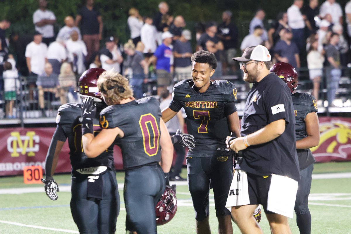 Broncos win!! 31-29!!! <a href="/MontiniFootball/">Montini Football</a>