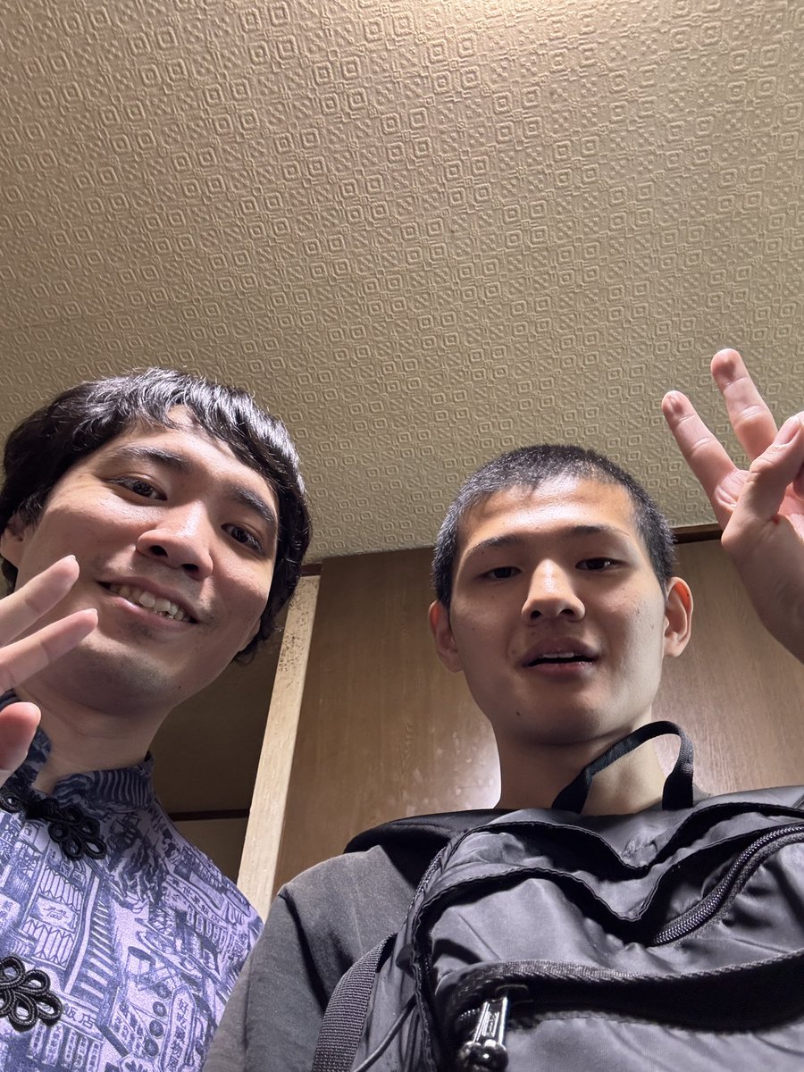 a4A7b8Amq2HDlGq's tweet image. 朝活大喜利ありがとうございました。
けんぞうさんがいなくて
ポケポケ不足の回かと思いきや
新たなトレーナーを見つけました
大喜利よりもポケポケで負けたことが悔し過ぎる