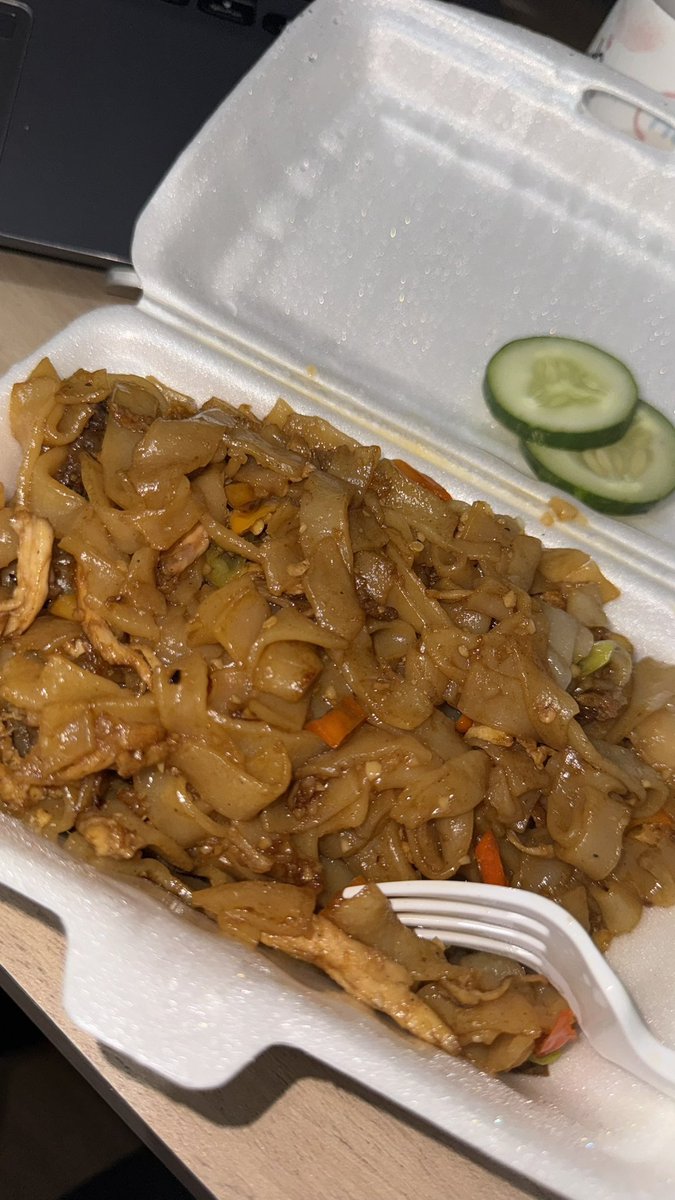 reqomendasi's tweet image. Bingung makan apa? ini dia reqomendasi 

10 Top Food bintang &amp;gt;4.8 ⭐️⭐️⭐️ + terlaris versi Shopee Food! 👩‍🍳🤤🫰

                  ✨Edisi Sekitaran UGM✨