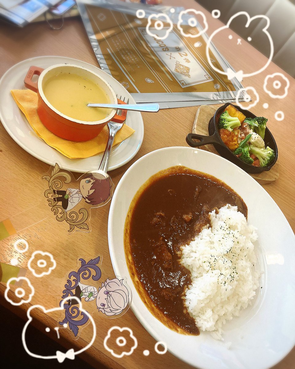 この前してきた、ひとりココス！😊
お出迎えはらんらん！
ひとりだとこの量が限界でした💦
あと2品はお持ち帰りにして、ファイルはストレートコンプ～👏