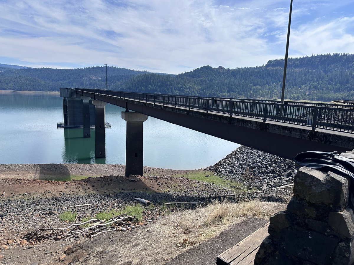 MikeChritton's tweet image. Excellent day for a bike ride.