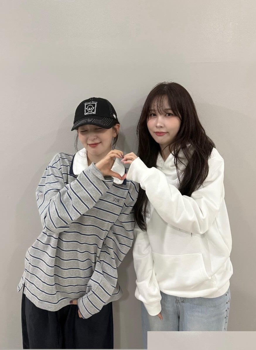 KSGUpdates's tweet photo. #SEULGI at Kwon Jin Ah's fan meeting <JinahON CorporatiON> Day 1 (250919)

#슬기 @RVsmtown https://t.co/K14Z8mNqa0