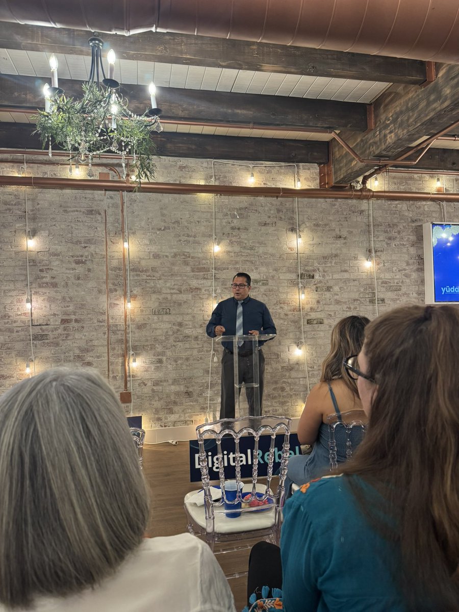 RudyChem's tweet photo. It was an honor to speak at and celebrate the launch of Yuda. I am incredibly proud of these inspiring women who are deeply dedicated to their community and their passions. I’m grateful to call them my friends and can’t wait to see this organization grow and thrive across the Central Valley and beyond. They are a powerful example of bridging culture and technology to create lasting impact.
#CSforCA