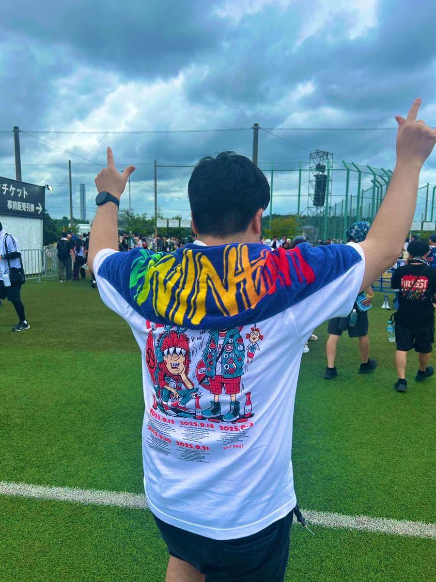 DoMikans's tweet photo. ROCK IN  JAPAN!! 
飲んで気持ちよくなってきた https://t.co/eI8pnjDBF3