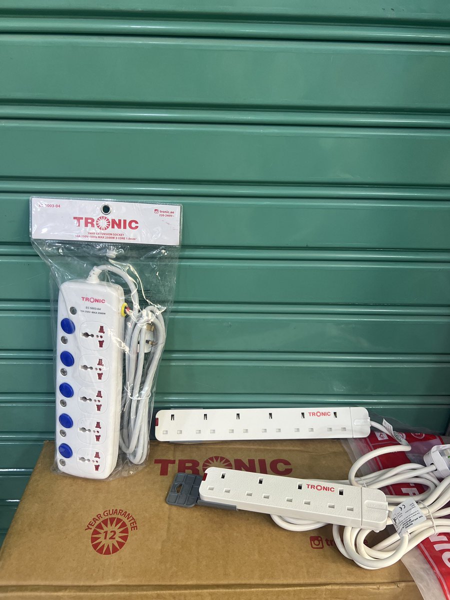 kinlop_'s tweet photo. TRONIC EXTENSION CABLE NA TRONIC GUARD ORIGINAL KWA BEI POA

Tumia Tronic kwa uimara na ubora wa vifaa vyako⚡️⚡️

Bei zetu ni nafuu kwa jumla na Rejareja;

Bei za Extension Cables
🇹🇿4 Ways – Tsh 18,500 | Carton 24pcs = Tsh 444,000 

🇹🇿5 Ways – Tsh 25,000 | Carton 24pcs = Tsh 590,000 Discounted

🇹🇿6 Ways – Tsh 27,000 | Carton 24pcs = Tsh 640,000 Discounted

🇹🇿Fridge guard, Television Guard & Power Guard kwa 25,000 | Carton 24pcs =Tsh 590,000 Discounted

🚚 Huduma zetu
🟢Tunatuma mikoani kwa gari
🟢Tunafanya delivery ndani ya jiji
🟢Nchi za nje tunatuma

📍 Location: Msimbazi & Magila
📞 Piga/WhatsApp: 0782 839 652

Karibu jiunge nasi👇🏽
https://t.co/jYOhHMahq8

Tumia Tronic cables kwa Ulinzi na uimara wa Vifaa Vyako ⚡️⚡️