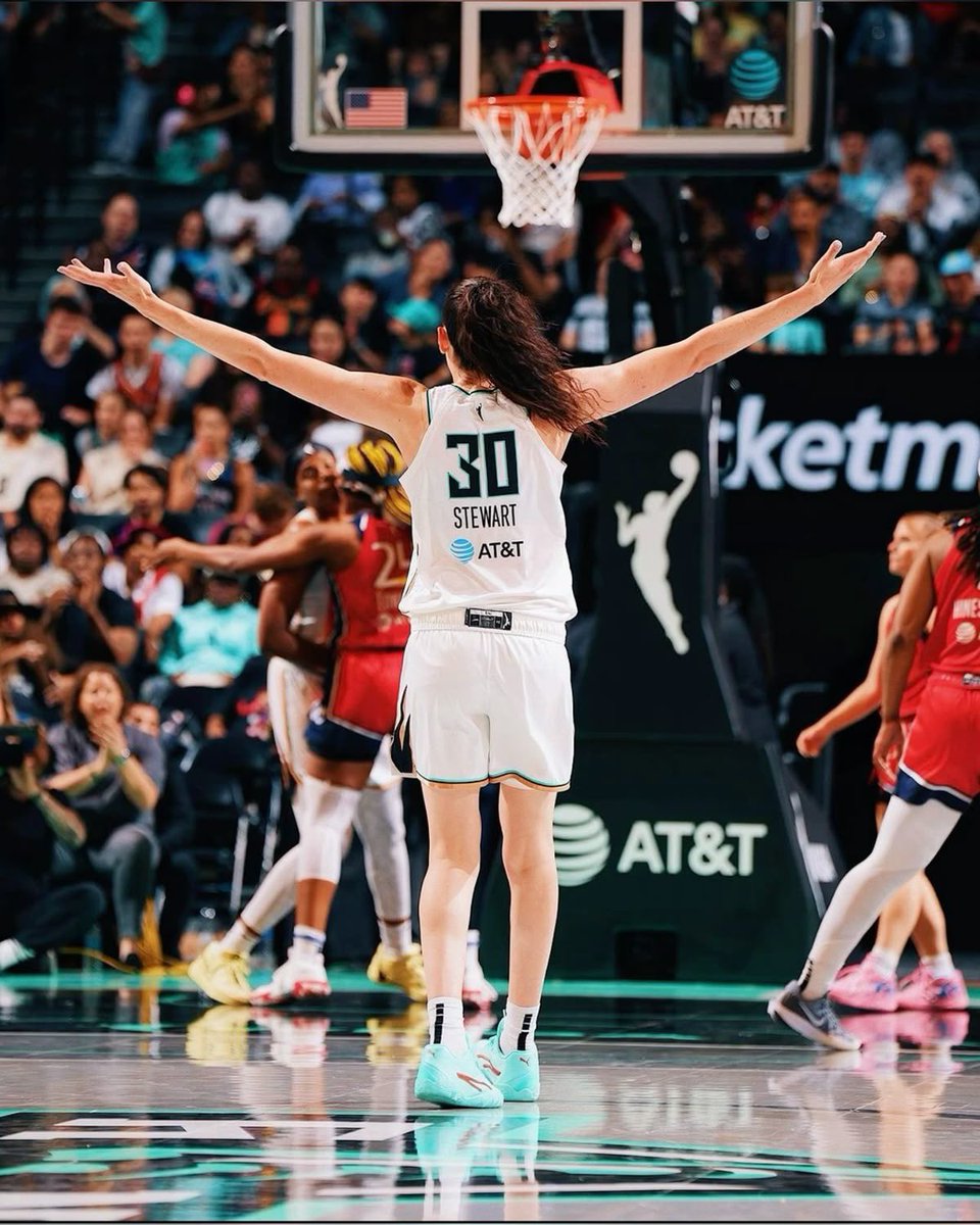 “im coming back.” — breanna stewart.