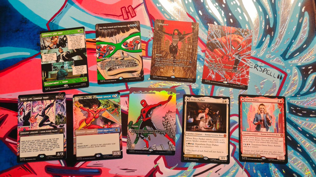 I have to say I really love the card treatments in #MTGxSpiderMan, and this despite not being an existing Spiderman or comic fan. Really beautifully done. And as always I'm a sucker for any very shiny cardboard, and this Heroic Intervention does not disappoint.