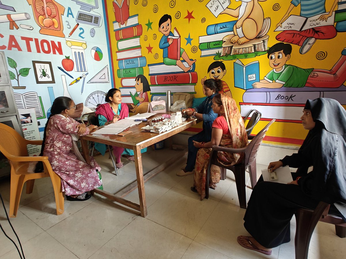 jasmine060692's tweet photo. "A health camp was organized under the initiative ‘Swasth Nari, Sashakt Pariwar’,providing comprehensive health check-ups, screenings, counseling, and awareness for women at Tedikala,Sidhauli in panchayat bhawan."Supporting Swasth Nari, Sashakt Pariwar with pride"
#SNSP #jhpiego https://t.co/x2bGsSZ5xP