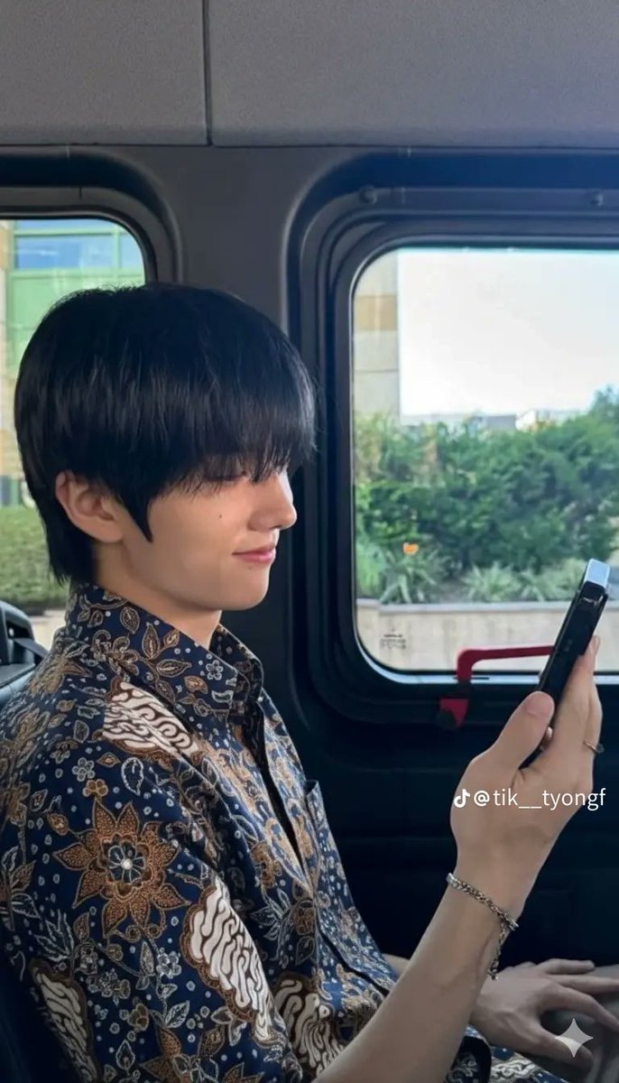 reljun's tweet image. Sabtu kondangan sama ayang🥰