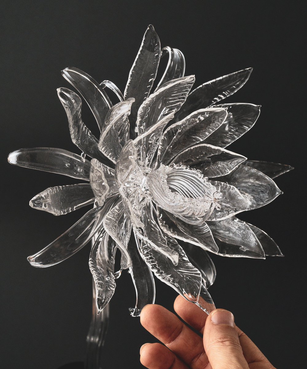 Utsusemi_Glass Sculpture (@UtsusemiGlass): 