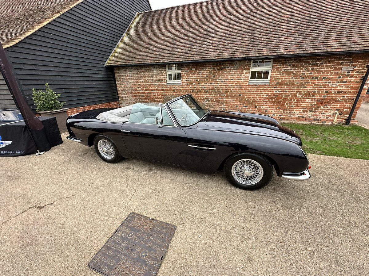 Deanzey's tweet photo. This mornings office music
#AstonMartin #db6 #anniversary #ClassicCars https://t.co/e5sQerVv8o