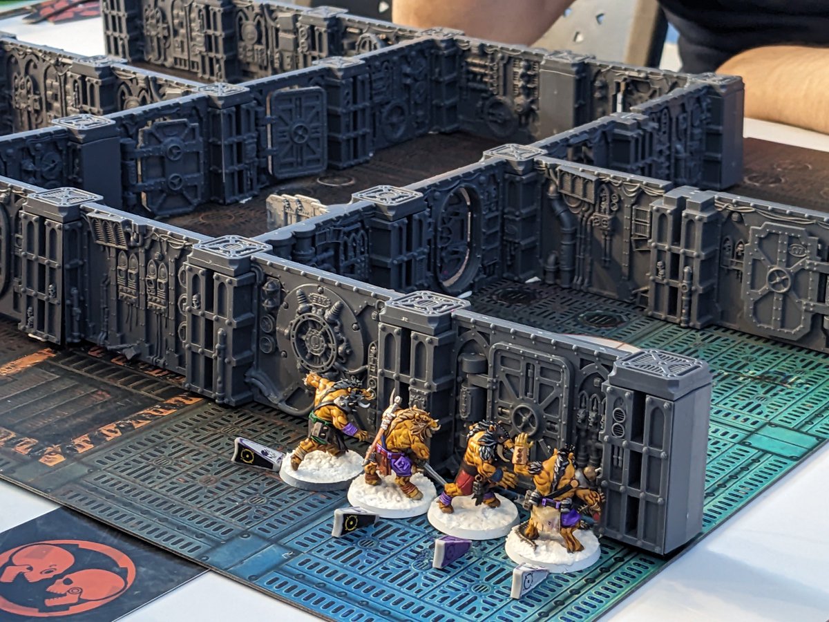 JornadasTIRWAL's tweet image. El torneo de Kill Team, además de interesante, nos permite ver unas miniaturas espectaculares. Es increíble el talento que tienen algunos! 😍