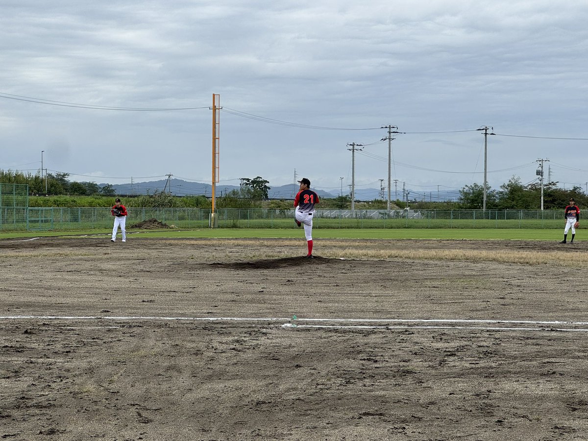 #プライドジャパン ドリームカップ東北大会 vs 坂元ピザッツ様

序盤はお互いランナー背負いながらも0を並べる接った展開！先発菅生のストレート伸びてましたね〜
しかし中盤エラーも絡み4失点…経験値の差が出てしまい敗戦…

坂元ピザッツ様、対戦ありがとうございました！
#軟式野球