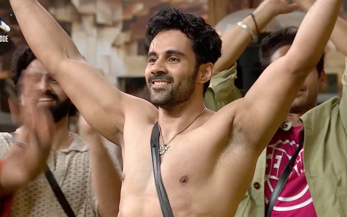 Viralfriend_'s tweet photo. #BiggBoss19 #BiggBoss
Positively: 
#AbhishekBajaj (Sher Dil)
#AshnoorKaur - Going Good 
#GauravKhanna can be winner for sure 
#AwezDarbar - Good going 
#ShehbazBadesha~ - Fun बॉय

#Negatively 🚨
#BaseerAli - Lukka no 1
#AmaalMalik - Sick
#NehalChudasama

Comment - Your Opinon https://t.co/VBftCS6eDC