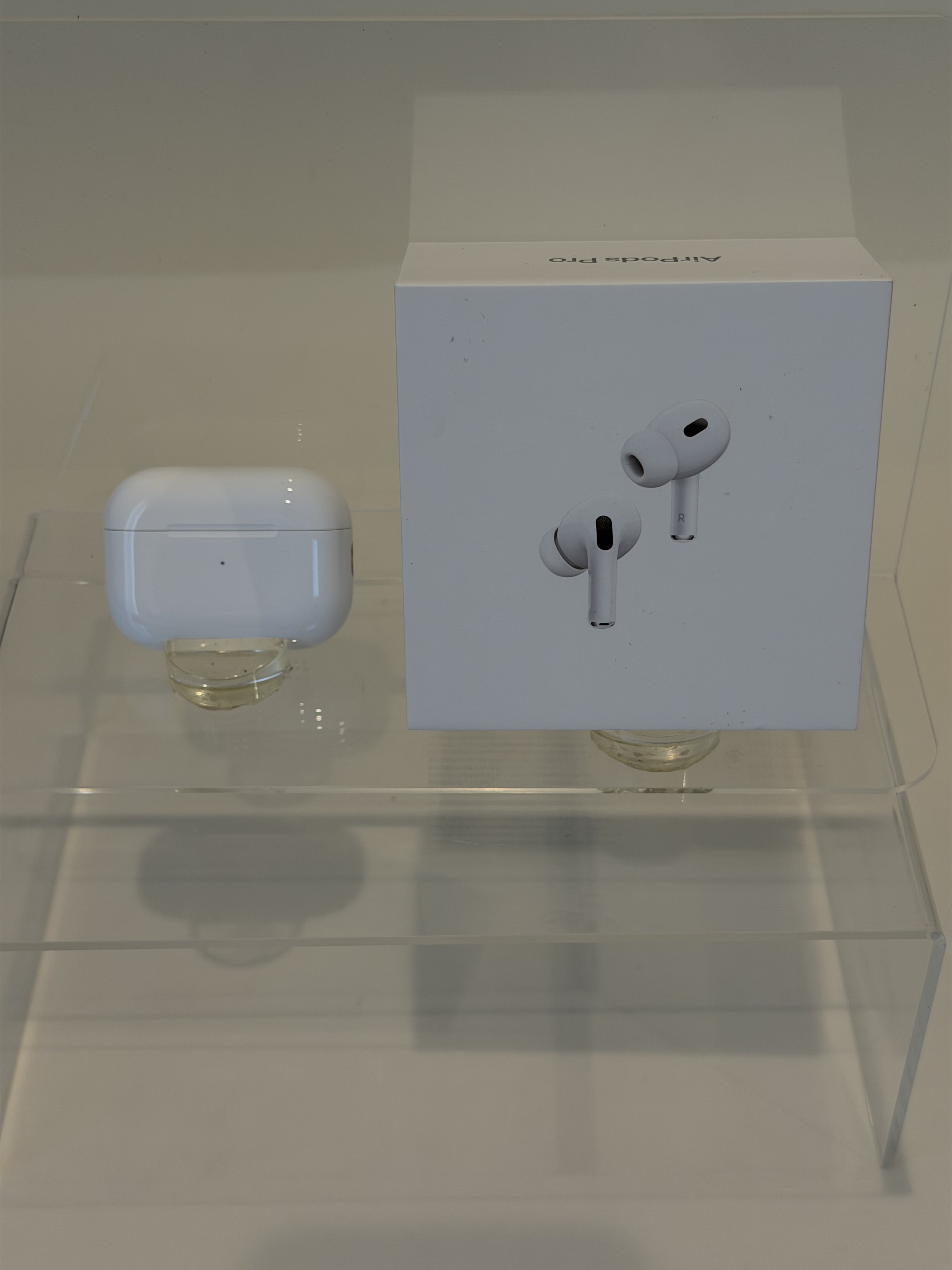 overオークション - অনুসন্ধান / X