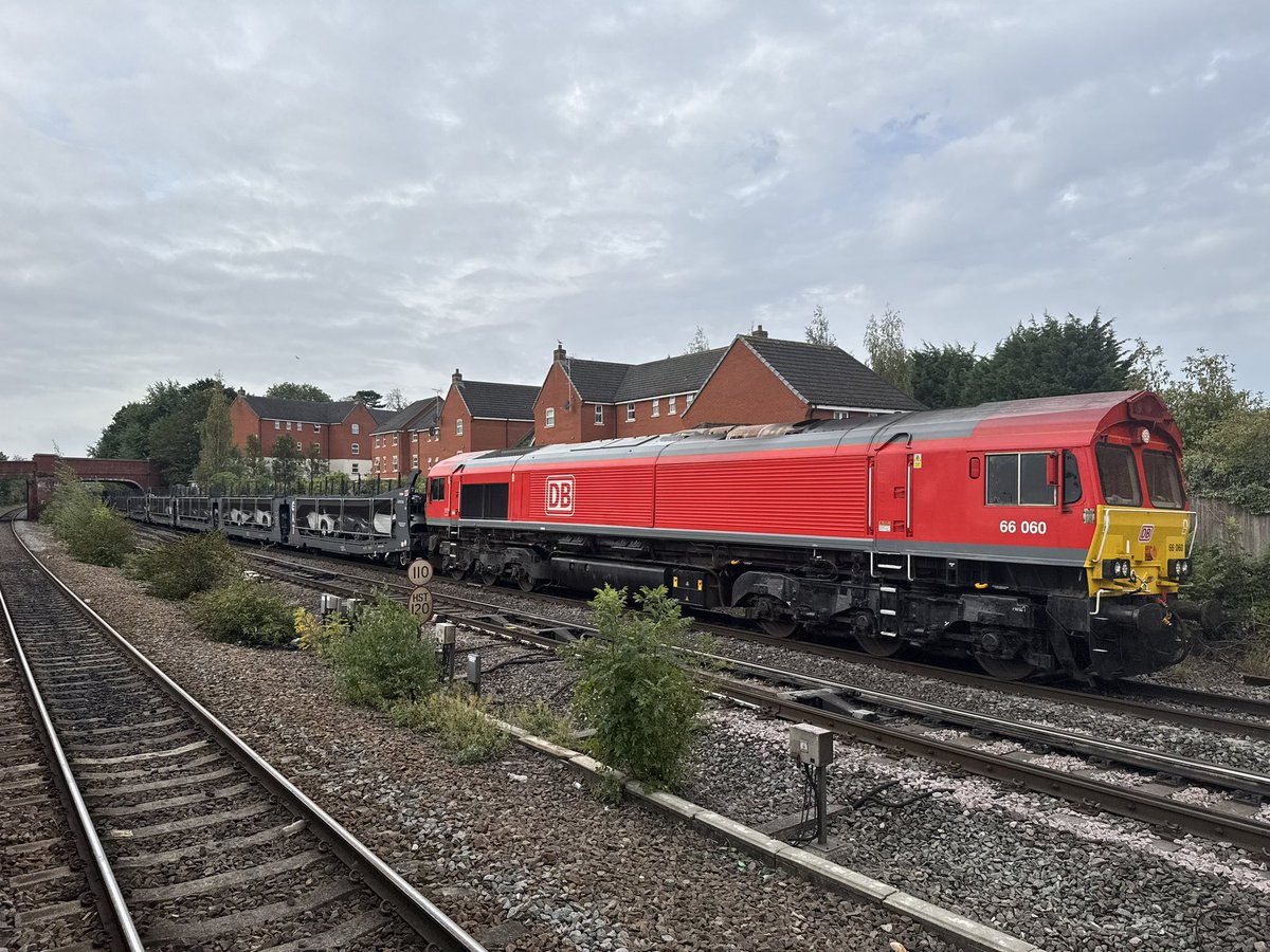 peebeejay1's tweet photo. 60060 DB Cargo on the Dollands Moor to Toton Toyota cars at Syston Station, presumably coming through Leicester rather than Corby due to engineering work at Syston North Junction #class66 #DBC #railwayphotography https://t.co/Bpbzx23Cy9